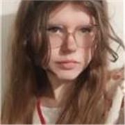  Etudiante de deuxième en Lettres Modernes sur Calais 