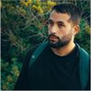 Insegnante di Storia, laureato all’università degli studi di Catania all facoltà di beni culturali