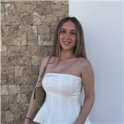 Profesora particular de apoyo escolar especializado en clases para niños de primaria