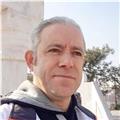 İngilizce öğrenmek, geliştirmek isteyen, her yaş grubuna ders verdim ve verebilirim. 
