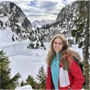 Ich kann einen vielseitigen Unterricht anbieten, in mehreren Fächern und unterschiedlichen Stufen. Es wäre flexibel und online:)