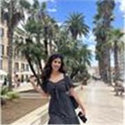 Fluent English Tutor in Rome – Tailored Lessons for All Ages and Levels