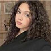 Offro lezioni private a bambini di scuole elementari e medie, adattandole alle loro esigenze 