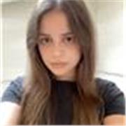 Estudiante de filología en Granada, titulada con un C2 de inglés. Busco dar clases de esta lengua. 