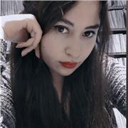 Profesora de literatura, cursé la licenciatura en letras, por lo cual puedo enseñar español en primaria o secundaria