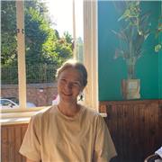 Tuteur, donne des cours pour aider des enfants dans leurs devoirs (notamment en Anglais, Français, Histoire Géographie)