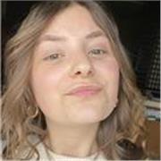 Studentessa liceo linguistico livello b2 certificato