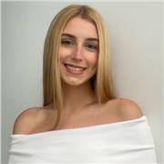 Hola! Doy clases particulares a niños de primaria (todas las asignaturas) y a alumnos de la ESO (solo de inglés)