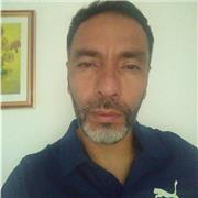 Soy profesor con una metodología diferente: creo que las personas deberían preocuparse menos por la gramatica; estoy ubicado al sur Oriente de la ciudad. Dictó clases a adultos, jóvenes y niños. Costos económicos y descuentos para clases grupales. Animate