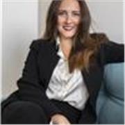 Profesora con más de 2 años de experiencia trabajando en Centros Educativos Privados en España