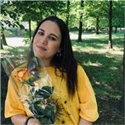 Studentessa di in LETTERE L-10 offre ripetizioni e aiuto compiti