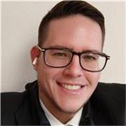 Profesor de Inglés para todos los niveles; Preparador de exámenes oficiales de Cambridge y Trinity.