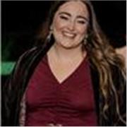 Profesora de educación infantil apta para primaria también.