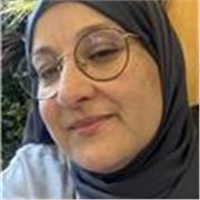 Je donne des Cours d’arabe littéraire et dialécte pour adultes et enfants, j’ai des années d’expérience surtout avec les enfants
