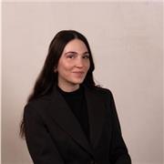 Offro lezioni/assistenza nella comprensione del testo e nell’apprendimento della materia, affiancando il ragazzo nello studio.