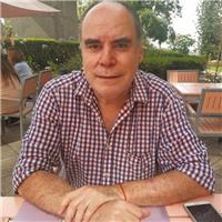 Profesor de materias universitarias y secundarias de ciencias economicas