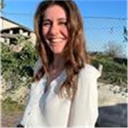Se cerchi una persona che ti aiuti nelle materie più ostiche e complicate ci sono!