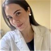 Profesora de Medicina apta para todas las edades.