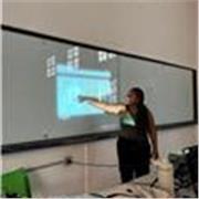 Dou aulas de História e sociologia para alunos e alunas do ensino fundamental 2 e ensino médio