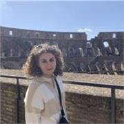 Soy estudiante de tercer curso del Grado en Educación Infantil y Primaria y ofrezco clases particulares para niños y niñas.