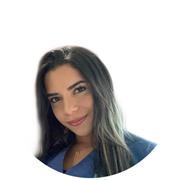 Psicóloga con conocimiento en historia del arte imparte clases a niños de todas las edades