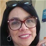 Profesora de lenguaje con experiencia en clases para niños jovenes y adultos