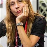 I offer private language lessons tailored to your needs and expectations.