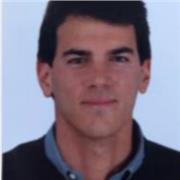 Profesor de programación apta para todas las edades y niveles