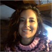 Maestra de refuerzo de Lengua y literatura, Historia o Ciencias Sociales, entre otras materias, para niños y adolescentes