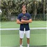 Lezioni private tennis/padel. Istruttore con esperienza internazionale sia come giocatore, sia come maestro in resort a 5 stelle
