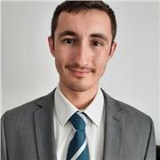 Data scientist et ancien enseignant donne des cours de maths