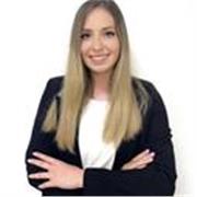 Graduada en Derecho y cuento con el Máster de Acceso a la Abogacía, actualmente me encuentro preparando el Examen de Acceso con la finalidad de poder colegiarme y ejercer la profesión. Soy una persona con muchas inquietudes, por lo que próximamente realiz
