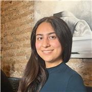 Maestra de apoyo escolar para el idioma inglés y francés