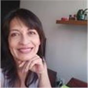 Giornalista, madrelingua spagnola, 20 anni di esperienza.Propone lezioni per tutti coloro che sono interessati a comunicare in spagnolo di modo assertivo, facile e creativo.Adatto a tutte le età, livelli e interessi