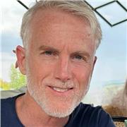 Englisch meistern mit einem unterhaltsamen, erfahrenen Lehrer, der Ergebnisse erzielt!