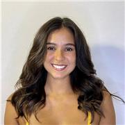 Native Italian tutor in London with MA in Conference Interpreting, offering engaging online and in-person lessons for everyone.