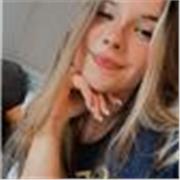 Hola! Soy Marta, estudiante de Ingeniería Químia en la Universidad Politécnica de Barcelona. Imparto clases sobre matemáticas, química, física y biología