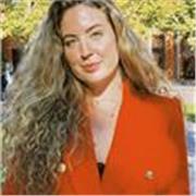 Profesora de Piano titulada del Conservatorio (Español, Inglés, Italiano y Francés)