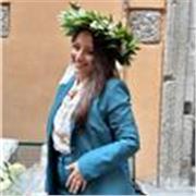 Studentessa laureata in inglese, offre lezioni per bambini di tutte le età.