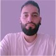 Profesional en filosofía con experiencia en clases personalizadas y tutorías en ciencias sociales, lectura critica e historia