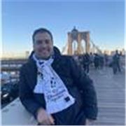 Profesor especializado en el área de biología, química y biotecnología.  Con un certificado en desarrollo web. 