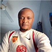 I give affordable lessons on piano for children, adults and groups online