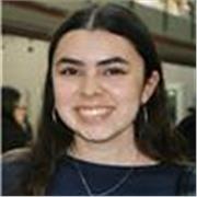 Profesora de diversas materias: inglés, castellano, catalán, dibujo… de primaria, ESO y bachillerato