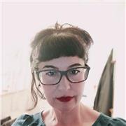 docente di arte impartisce lezioni, primaria, secondaria di primo e secondo grado