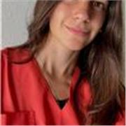 Soy una persona tranquila, atenta y predispuesta.
Trabajo con niños y adolescentes