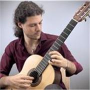 Docente di teoria musica, chitarra, armonia e storia della musica