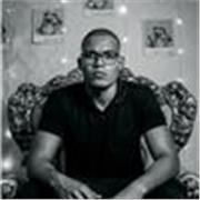 Aulas de Português didáticas, sendo programada para o nível dos alunos