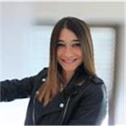 Laureata in Inglese e Francese impartisce lezioni private di Inglese e Francese ad alunni di scuola elementare / media e adulti che desiderano imparare la lingua inglese e francese