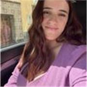 Profesora de apoyo de Lengua Castellana y Literatura para todos los niveles, con experiencia de 4 años y apoyo escolar para E.P