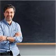 Insegnante aiuto compiti/ Informatica storia geografia motoria